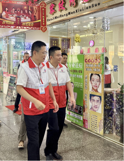 参与镇街入户清查工作 强化经济普查合力402.png