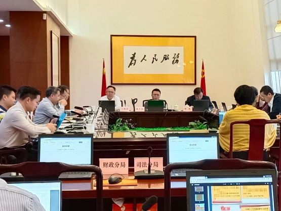 （2023.12.14）统计信息之18—道滘镇领导班子成员集中学习《统计法》 510.png